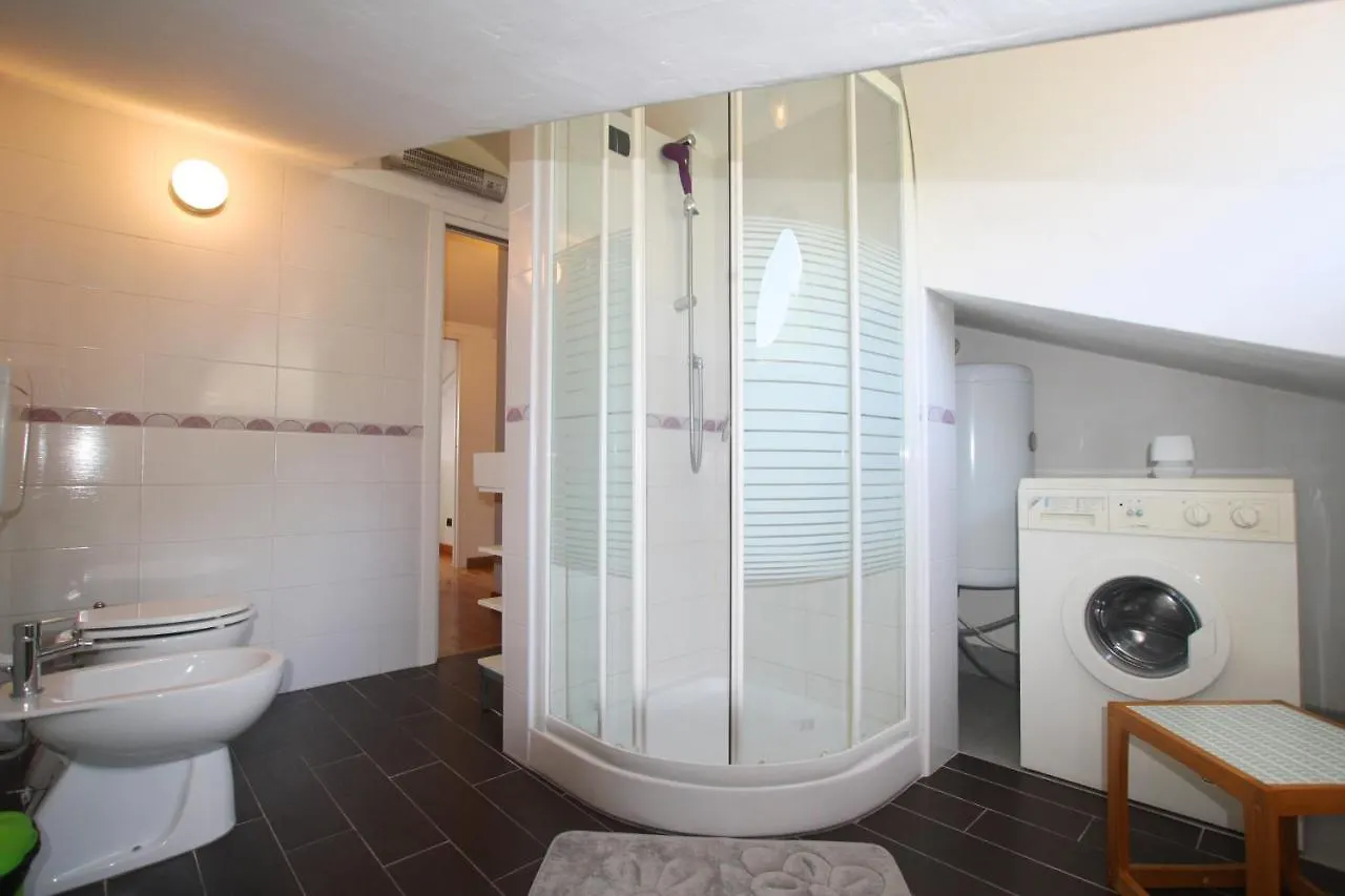 Naboo Apartment Tremezzo 0*,  Italie